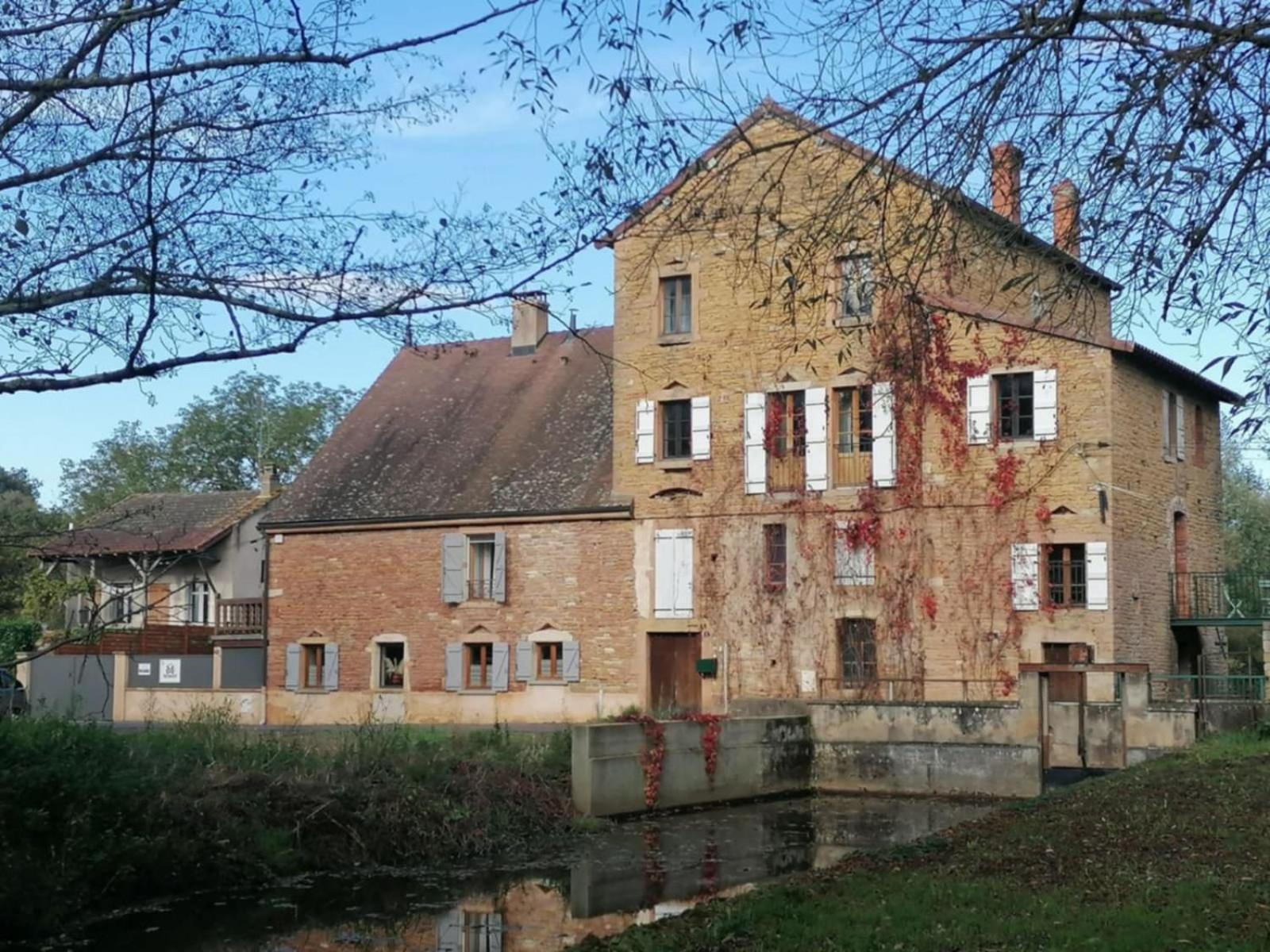 Le Moulin De Chazelle Bed & Breakfast Cormatin ภายนอก รูปภาพ